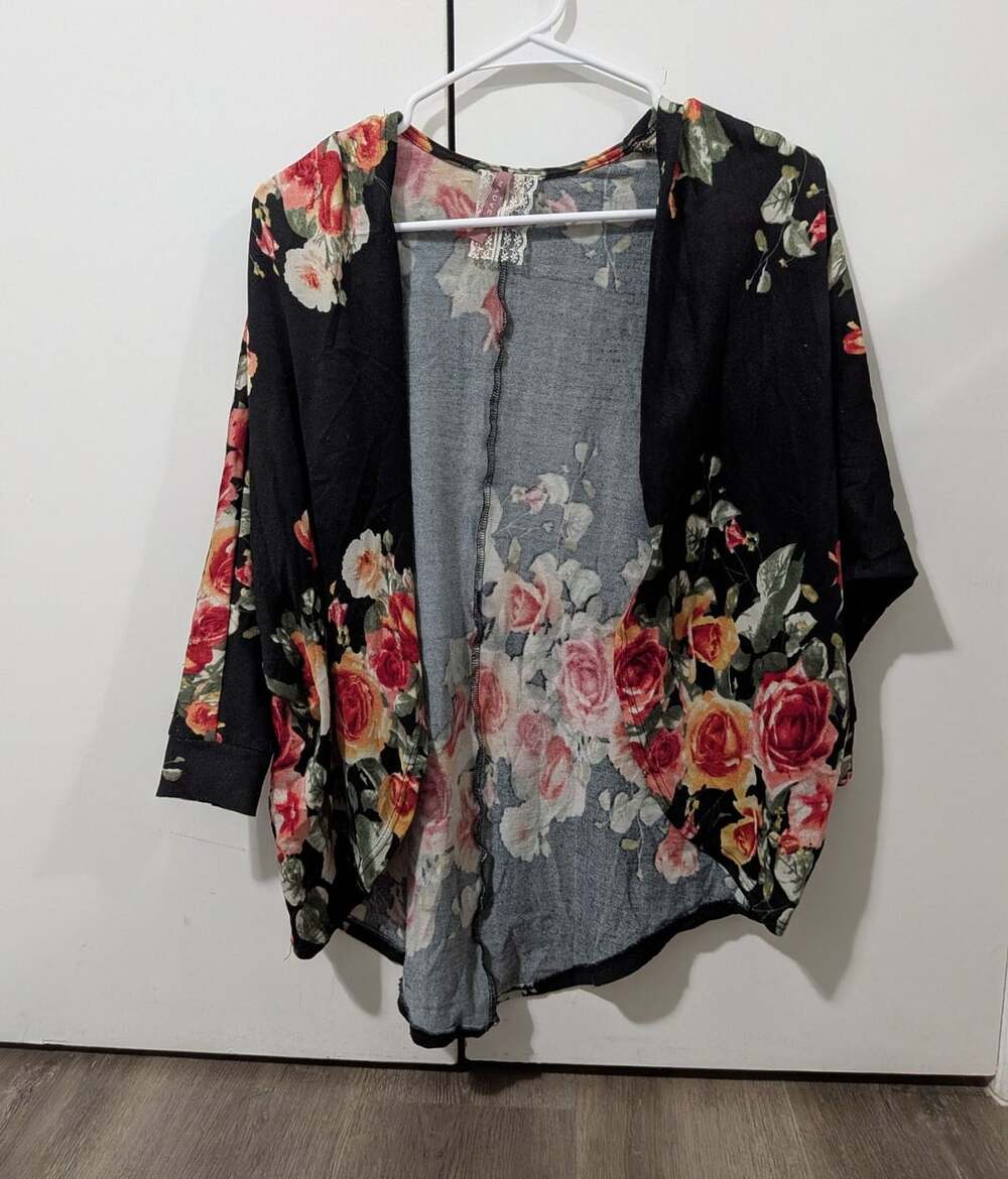 Mauve Floral Kimono Cardigan Size S Black Open Front Top